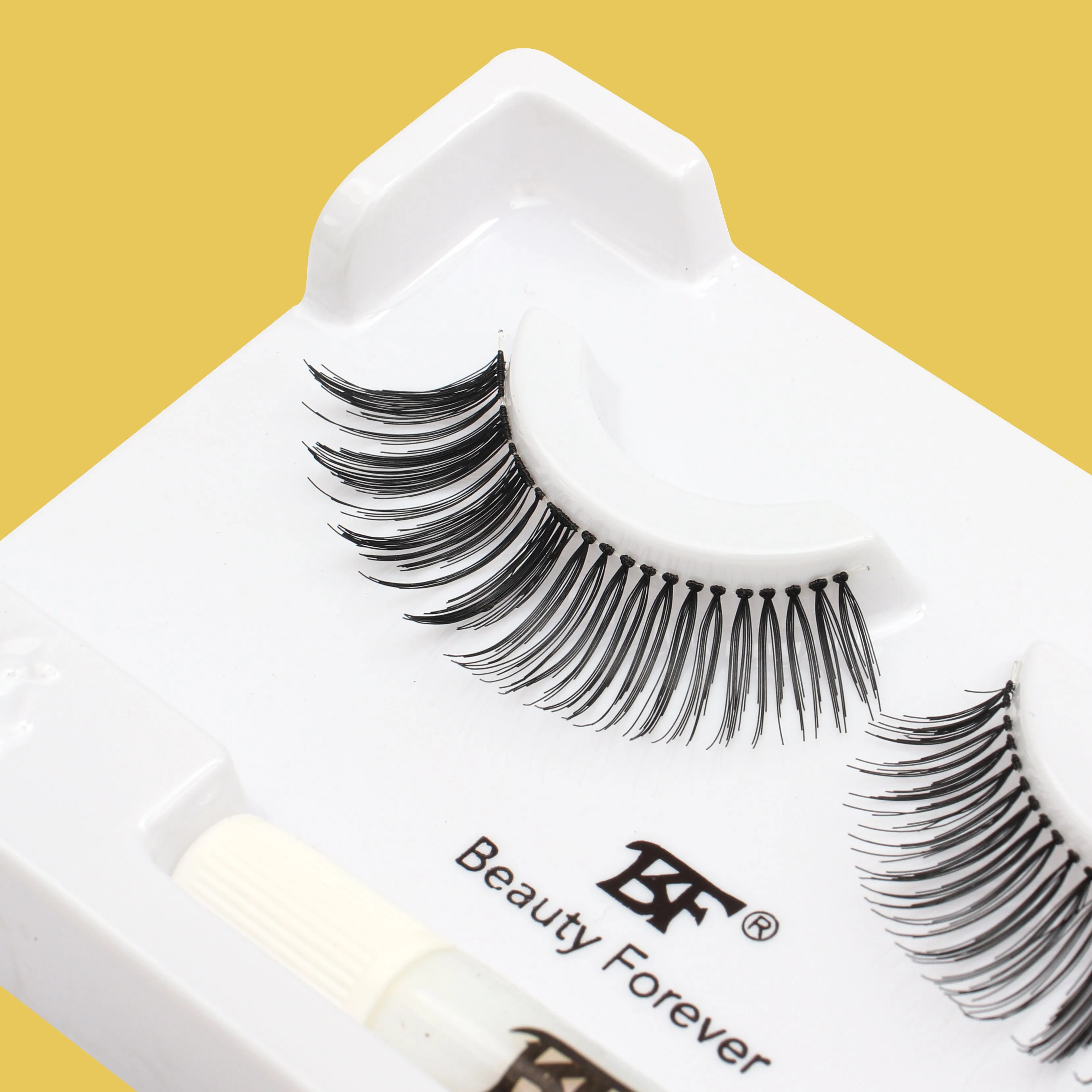 Super-Natural Eyelashes-Essex Eyes No. 905 (Outer Spiky Effect)